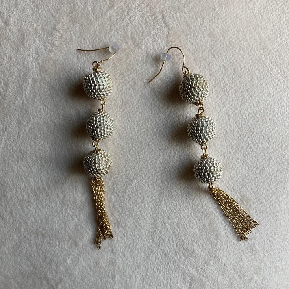 Express earrings